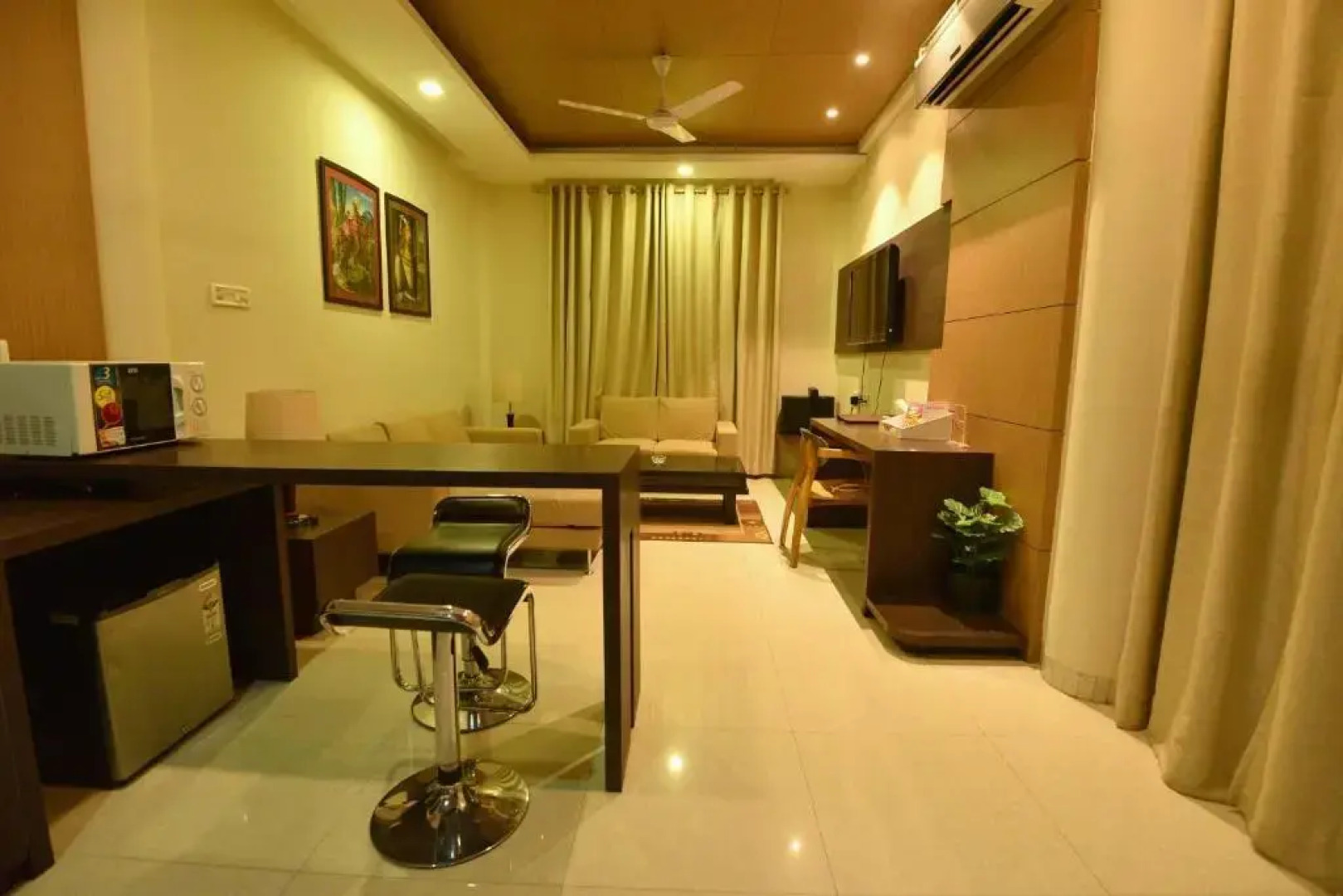 Dibrugarh Club House