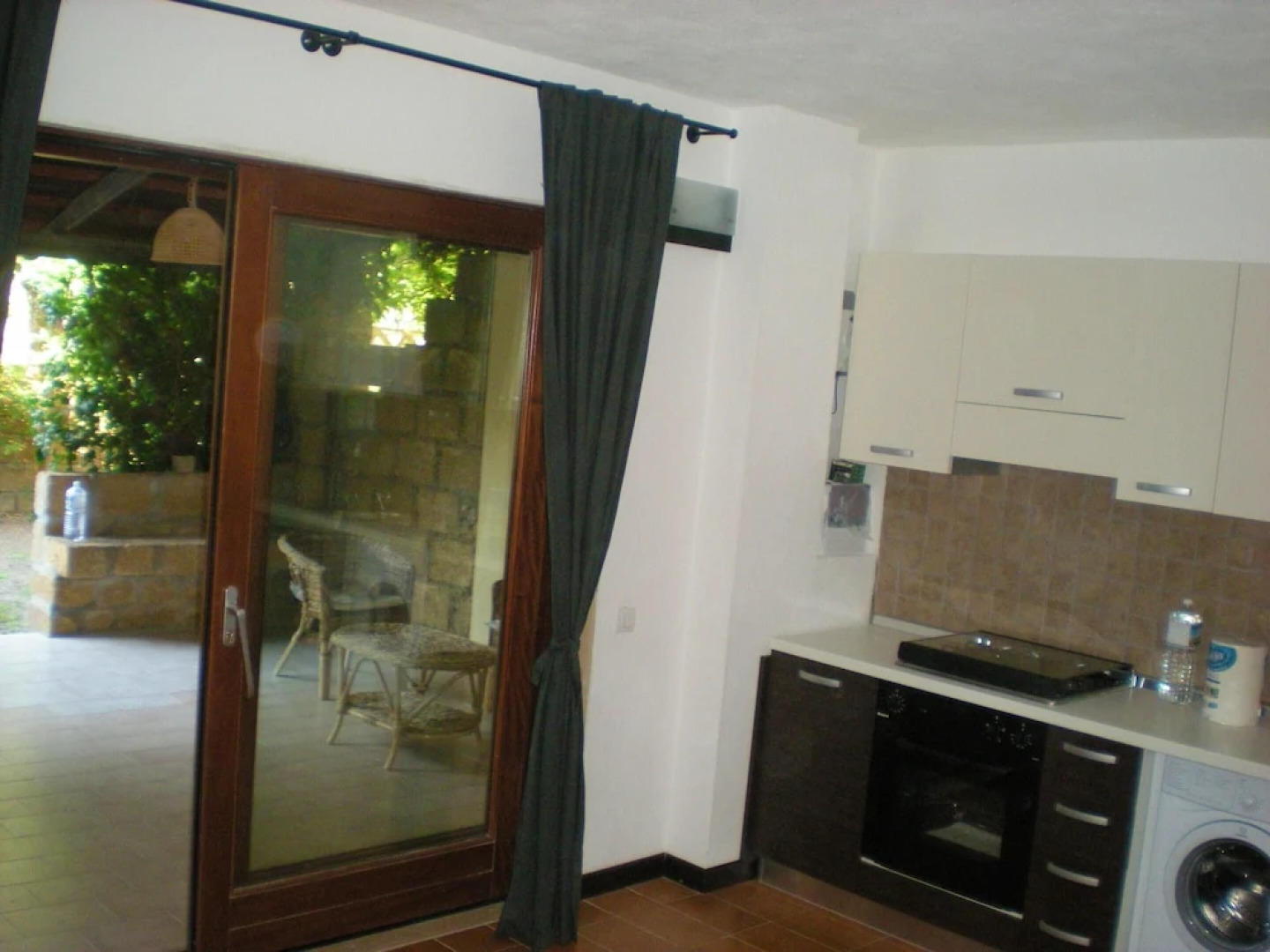 House With one Bedroom in Praialonga, With Enclosed Garden and Wifi Near the Beach