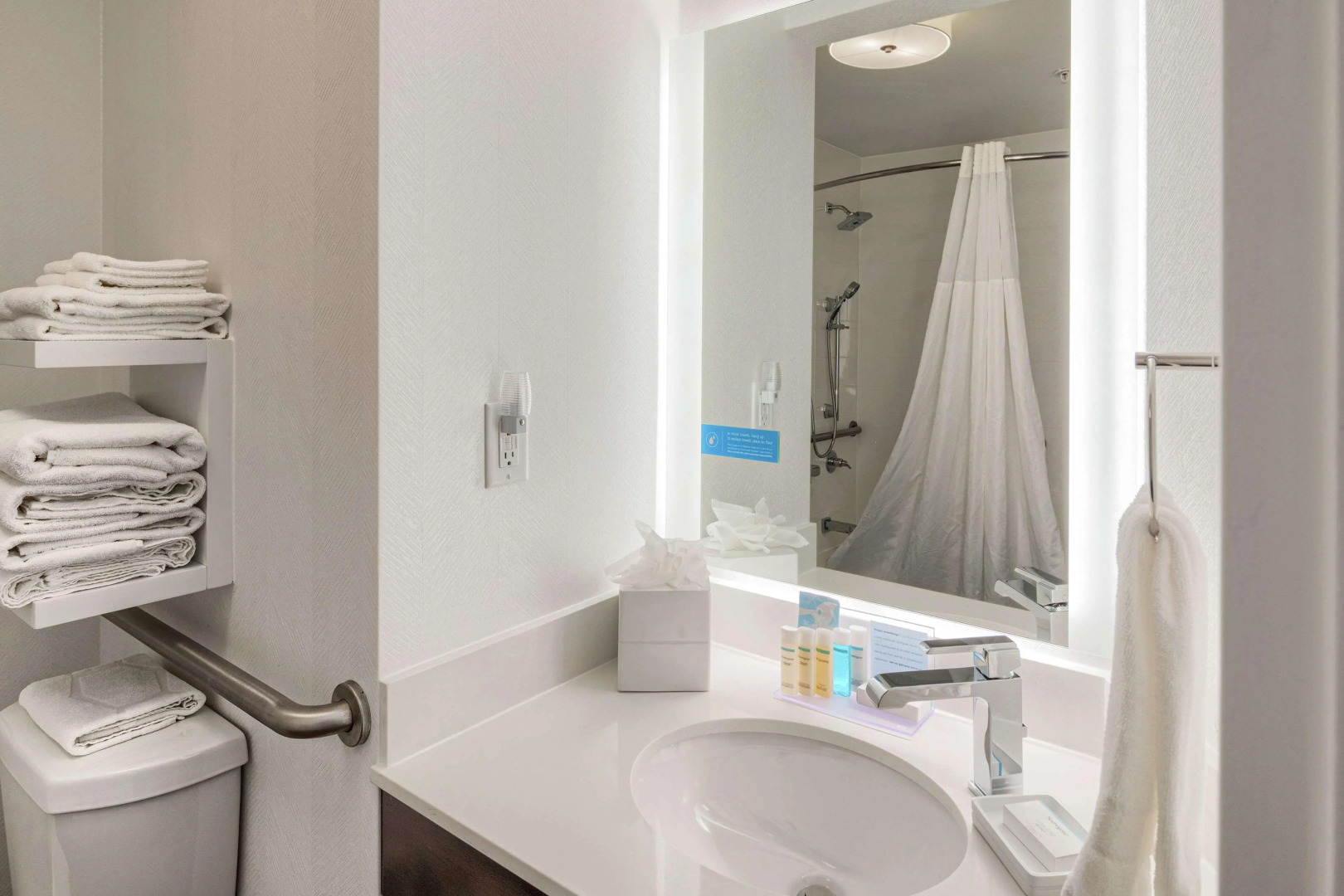 Hampton Inn Louisville - Northeast