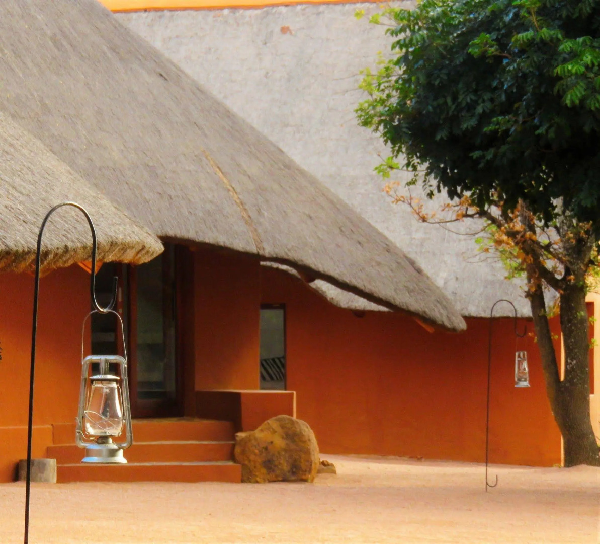 Zebras Crossing Lodge