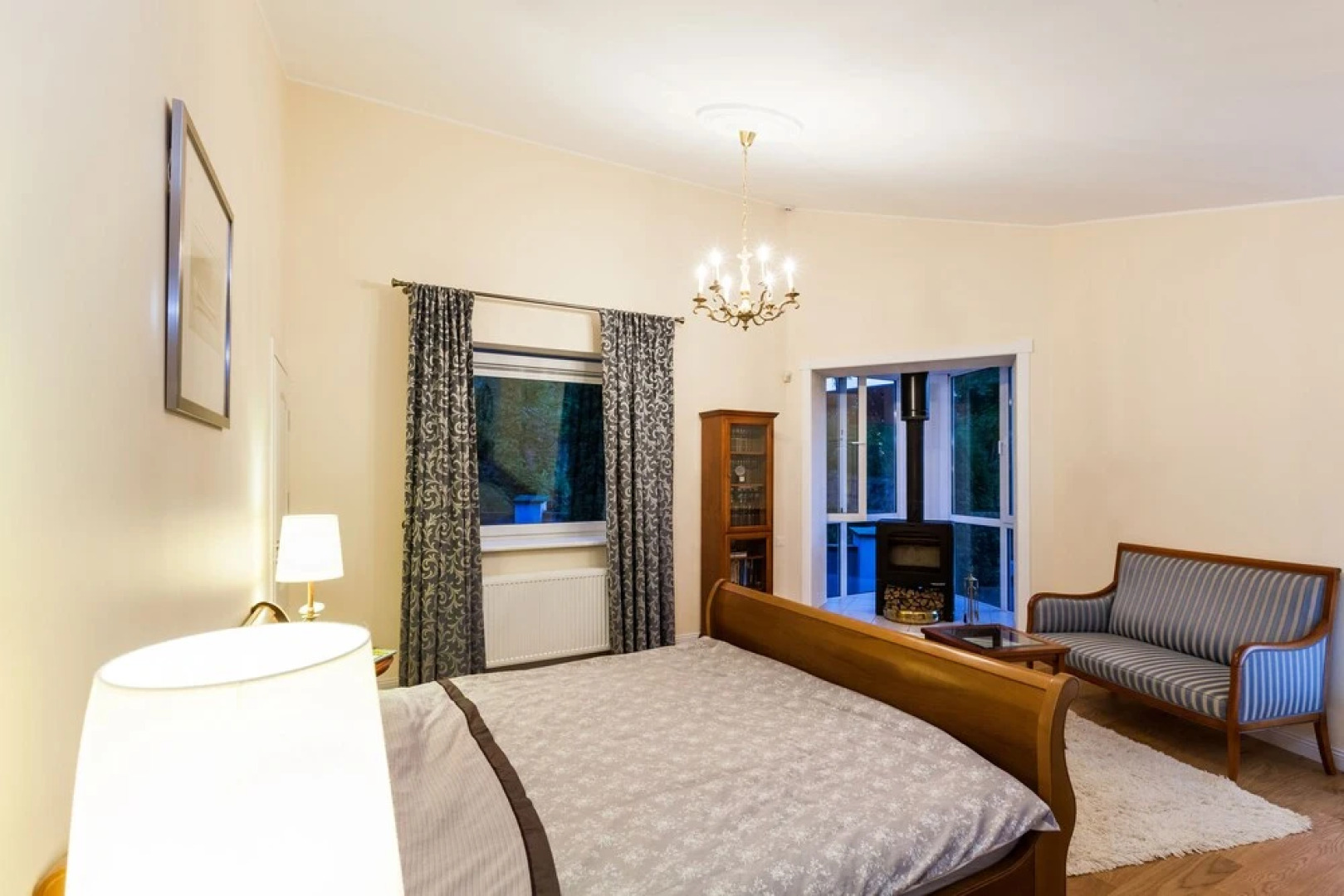 Deluxe private city Villa