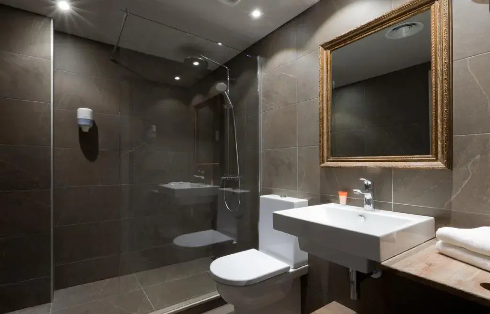 Aparthotel Arrels d'Empordà