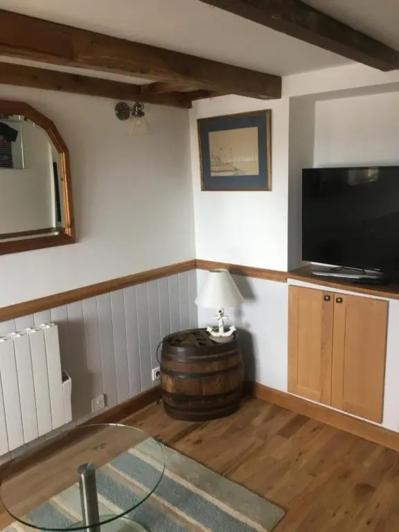 Rose by the sea - Beach front sea views