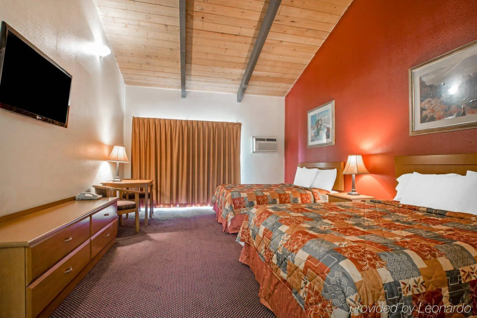 Rodeway Inn Fallbrook Downtown