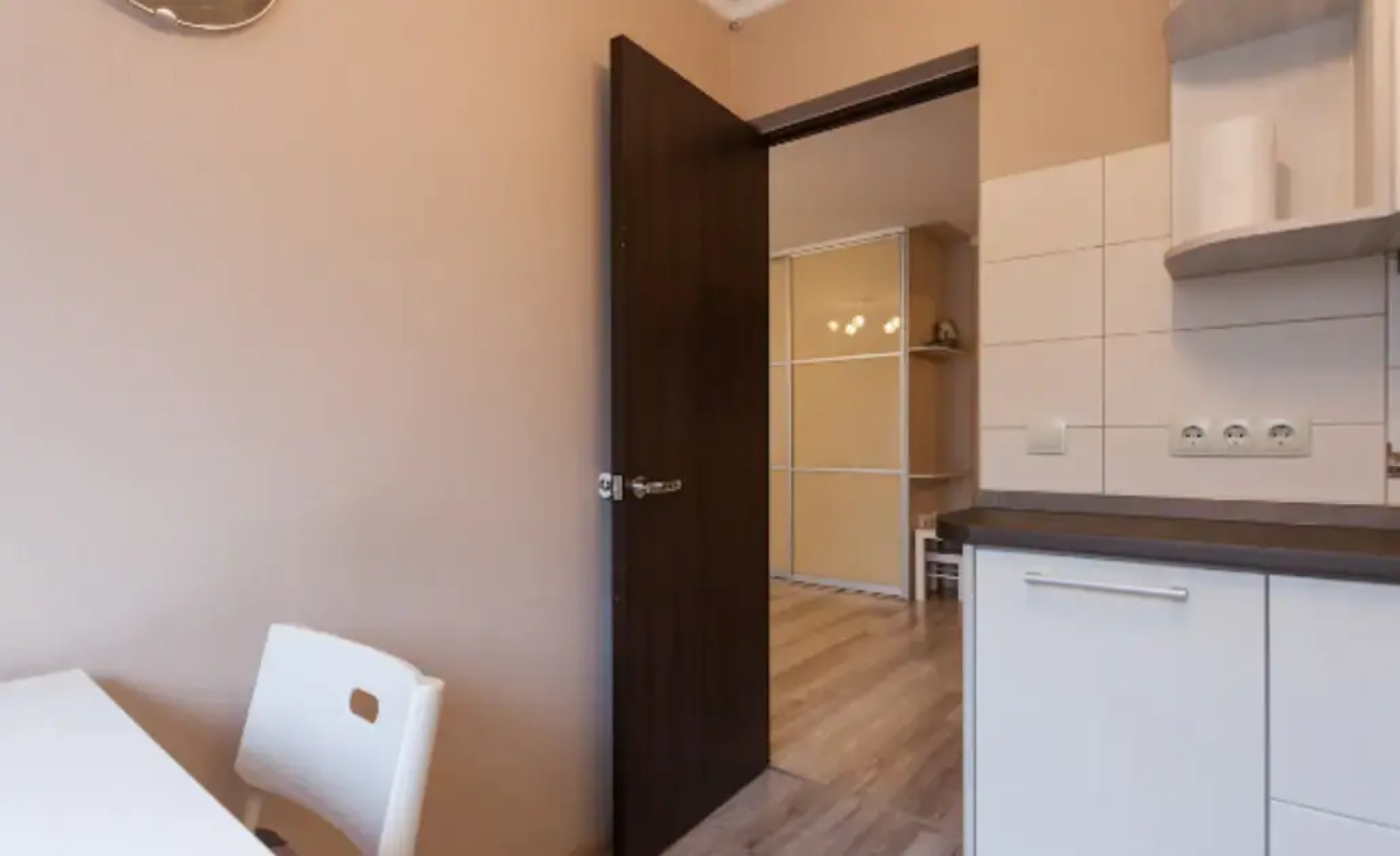 KenigApart (КенигАпарт) на улице Черняховского 20