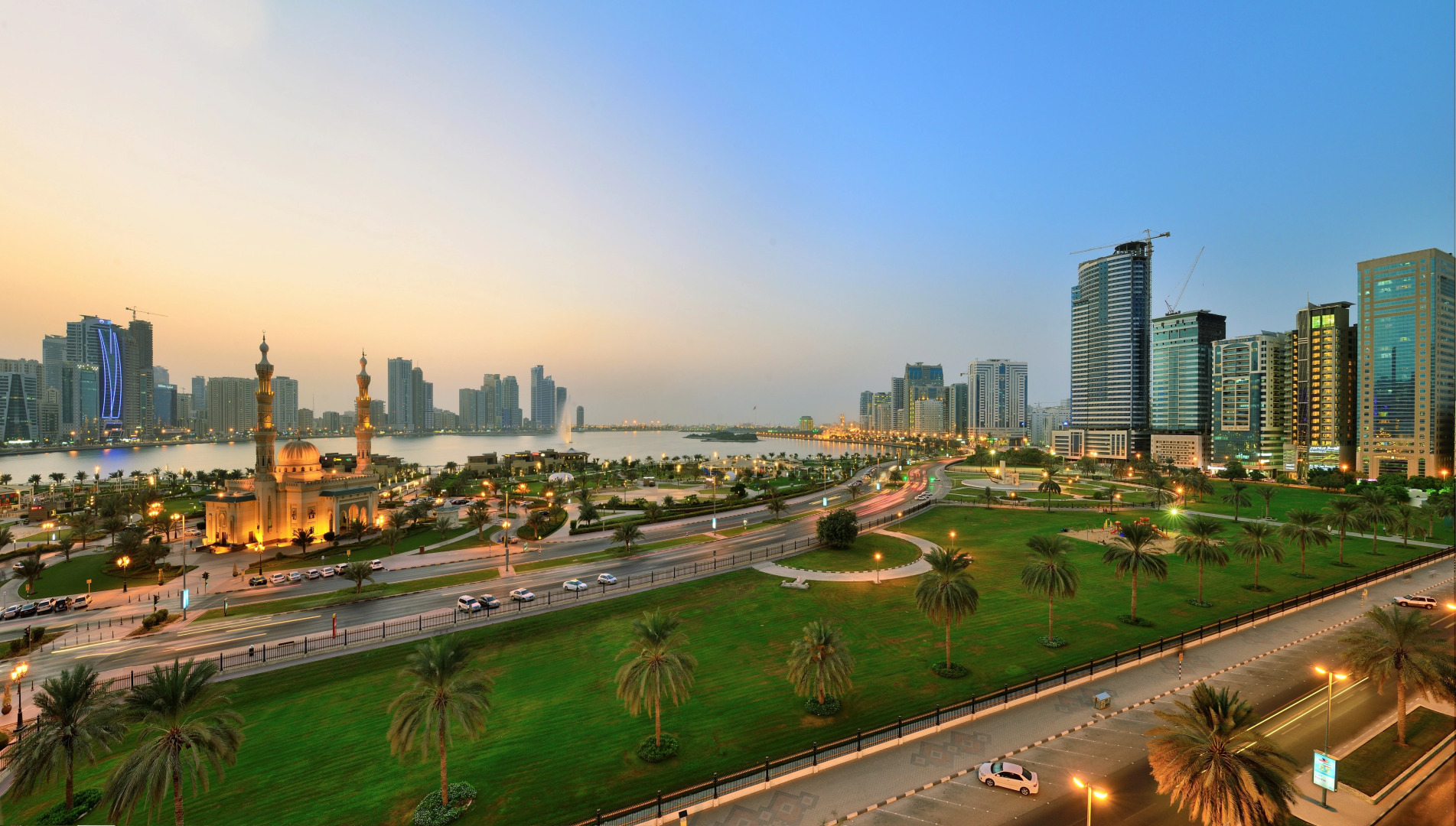 Al Majaz Premiere Hotel Apartment