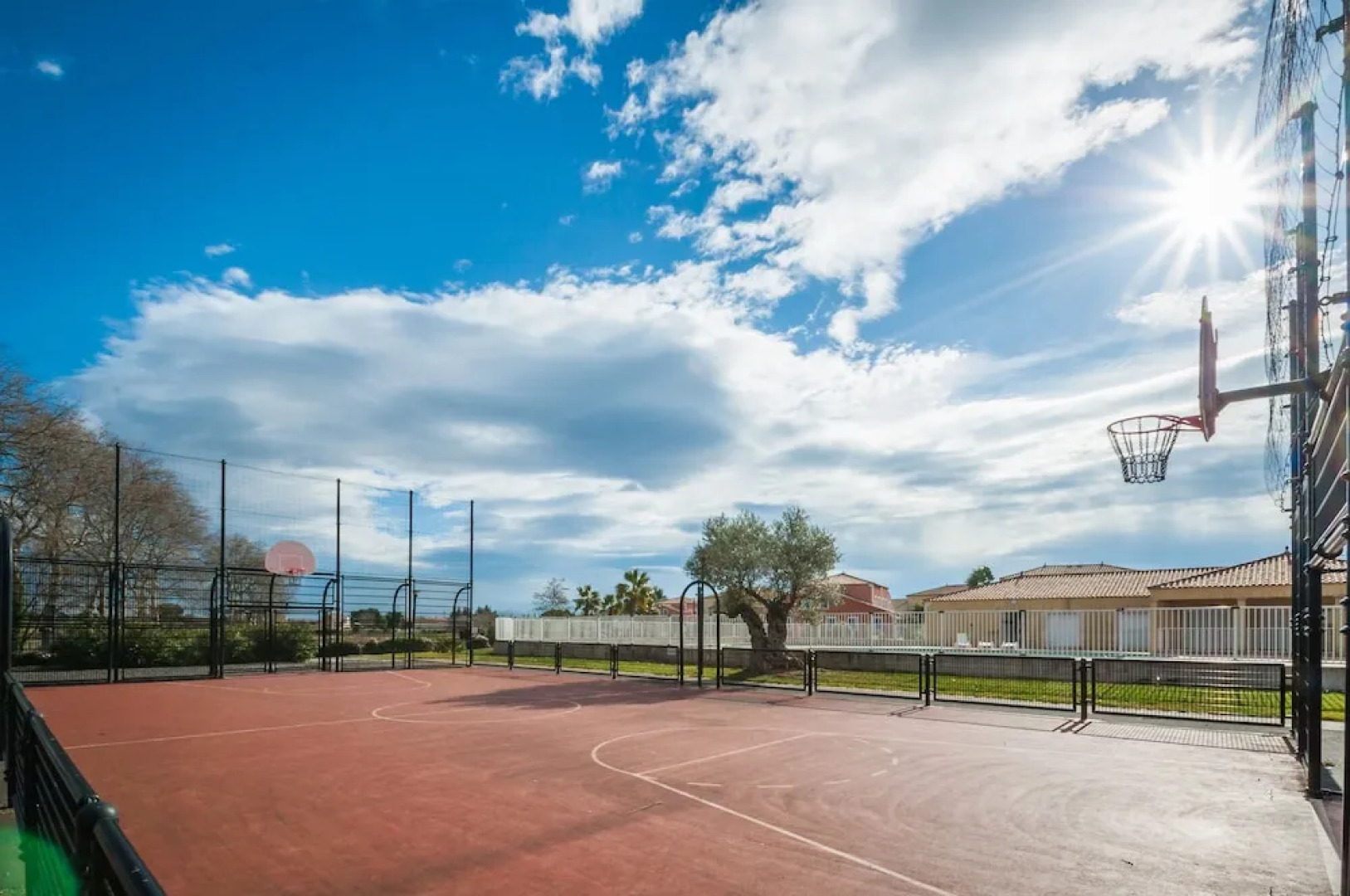 Les Berges du Canal by Ateya Vacances