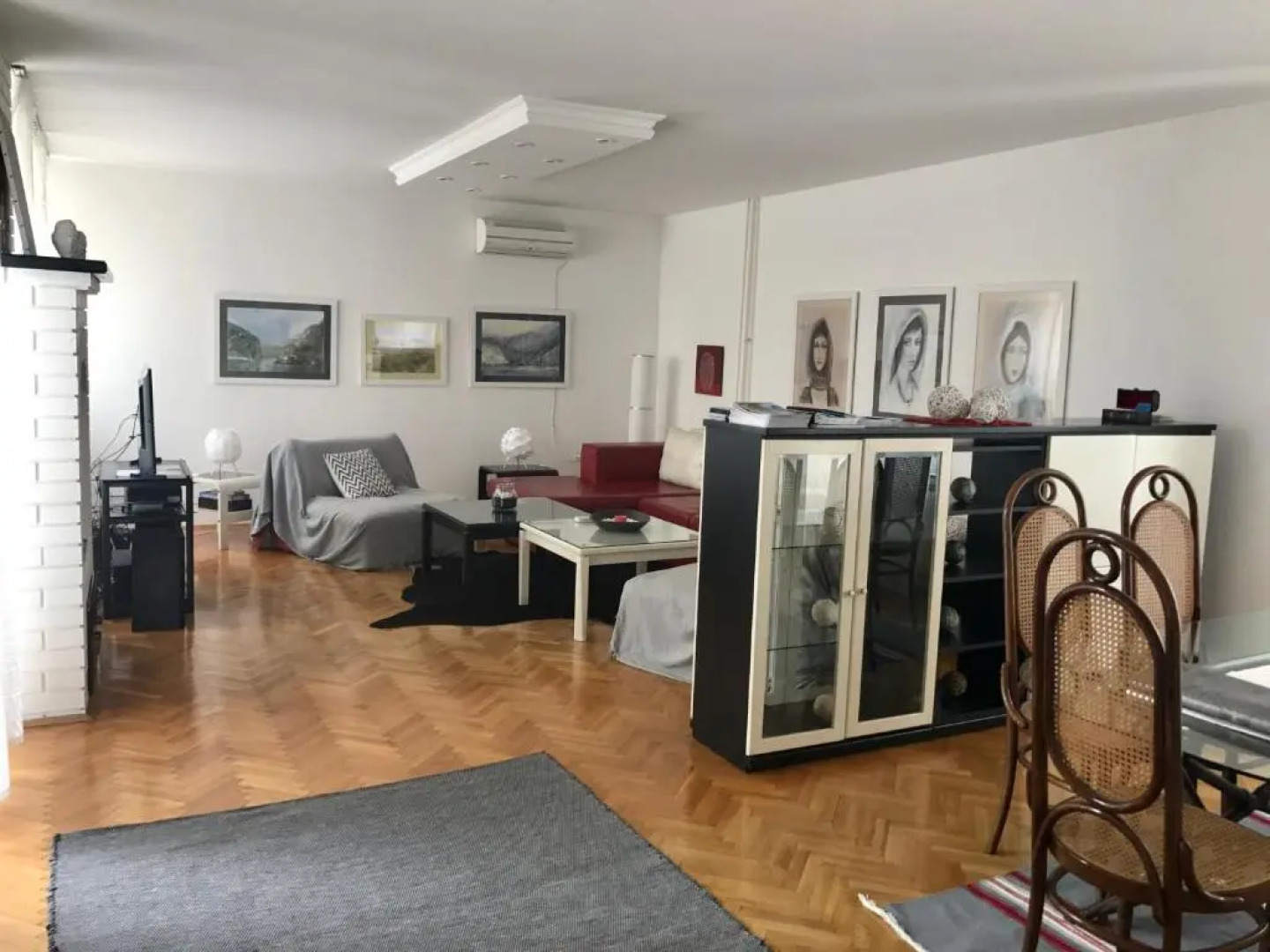 Villa Mina Kladovo, entire charming house with 5 bedrooms