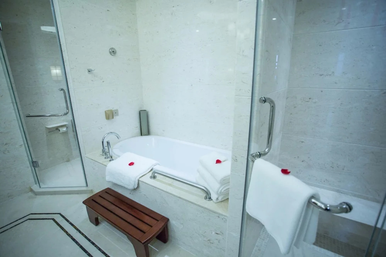 Yifang Shanshui GtEL Luotian-Hubei