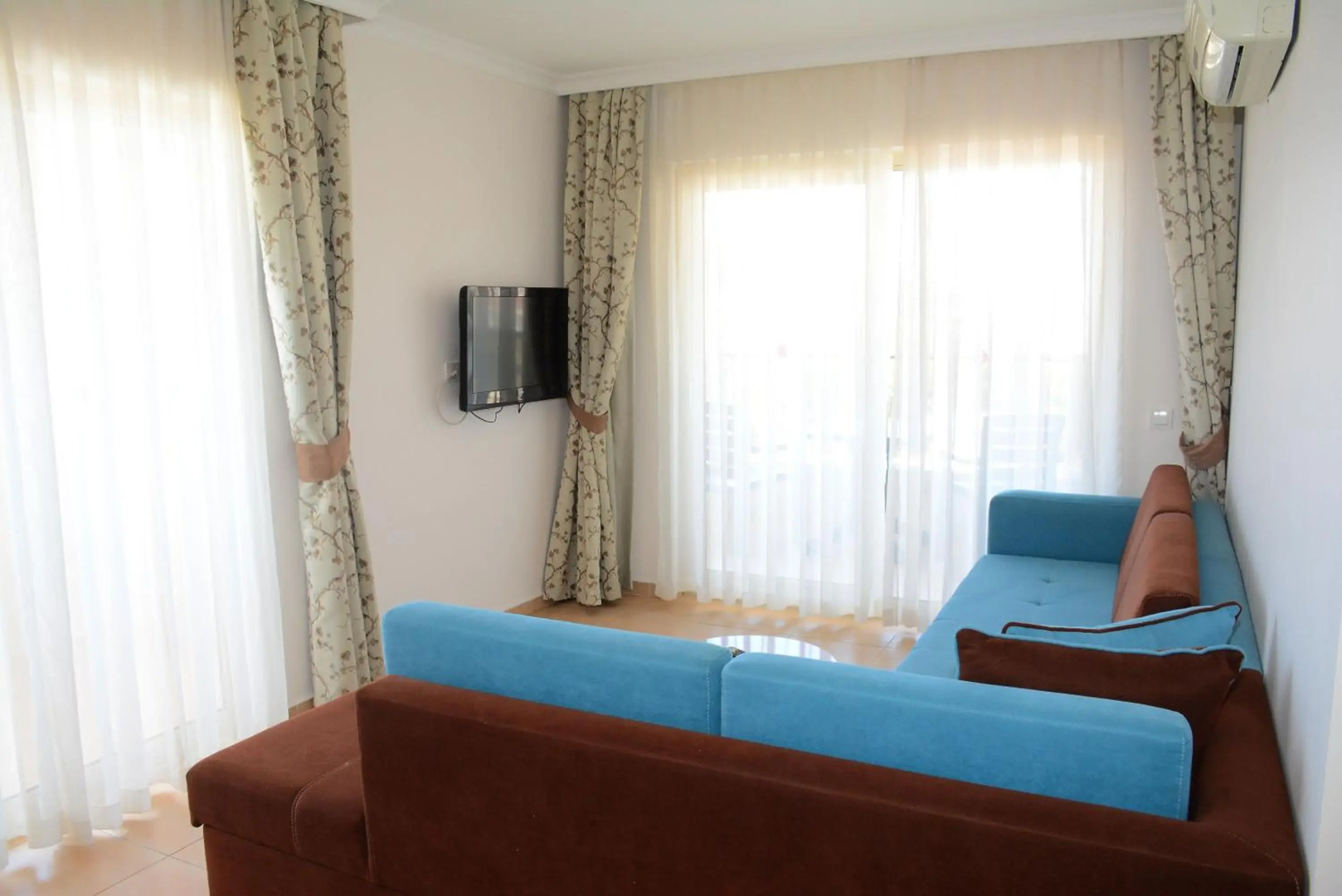 Almera Park Apart Hotel