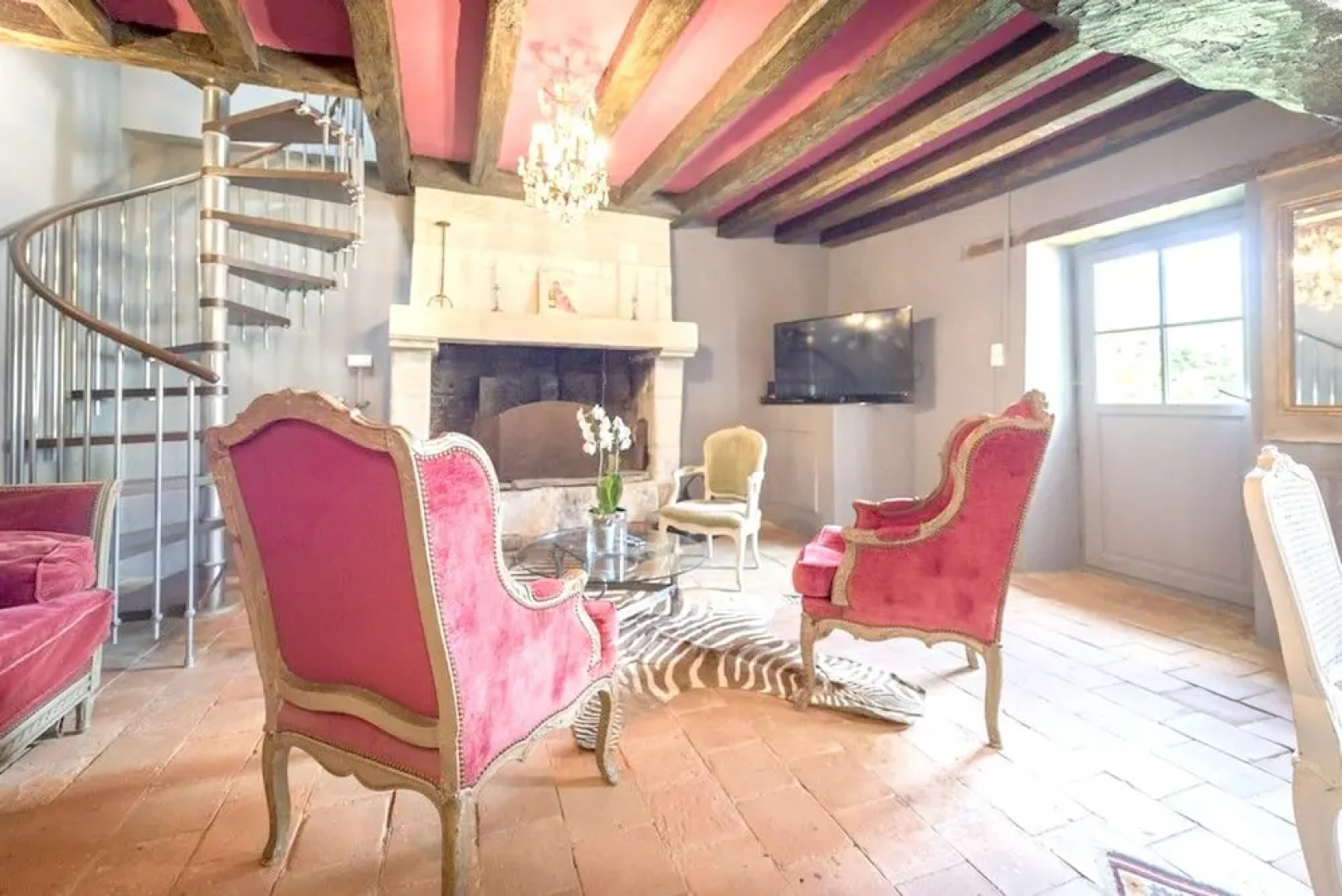 House With 2 Bedrooms in Gennes Val de Loire , With Enclosed Garden and Wifi