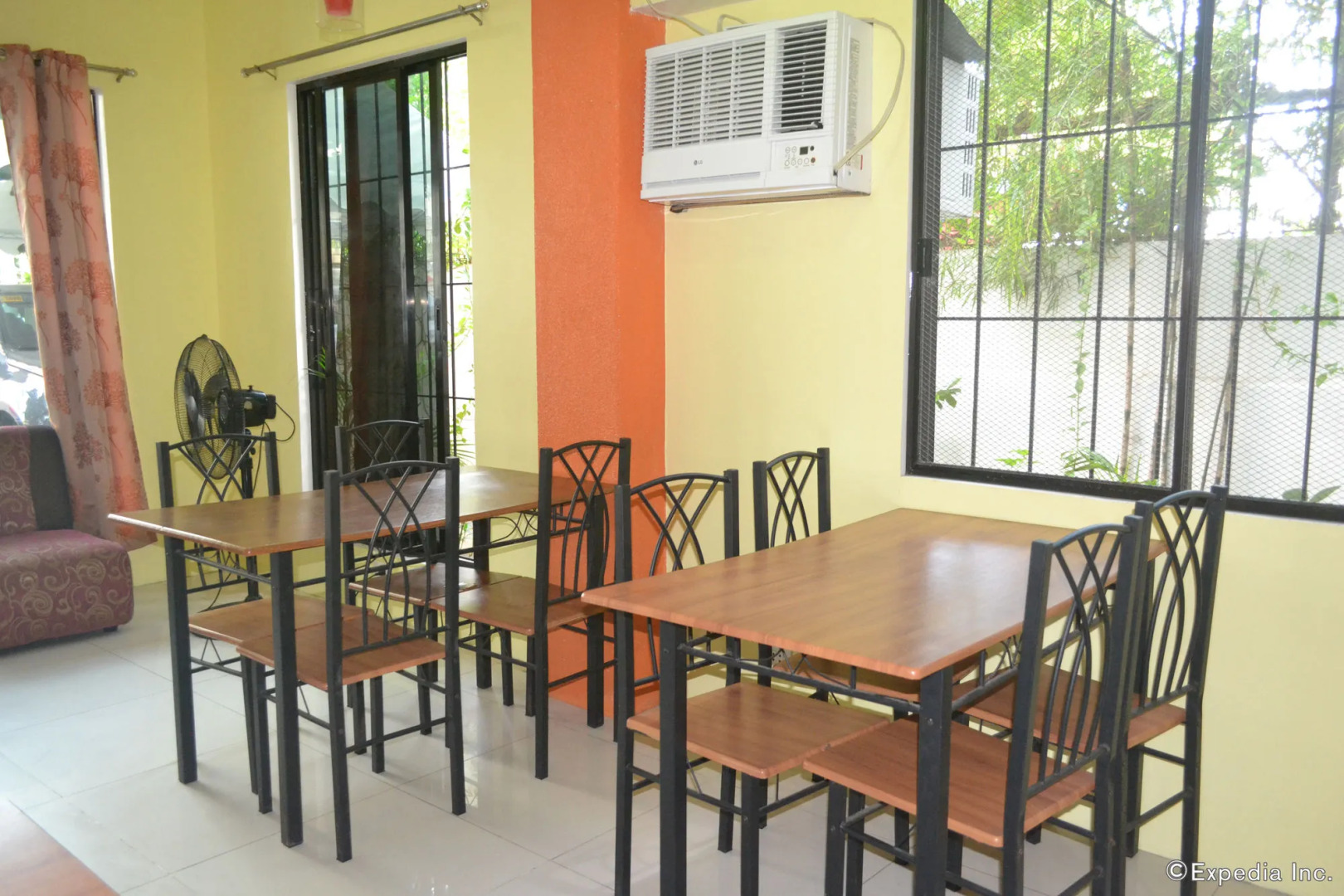 Limelily Pension House II