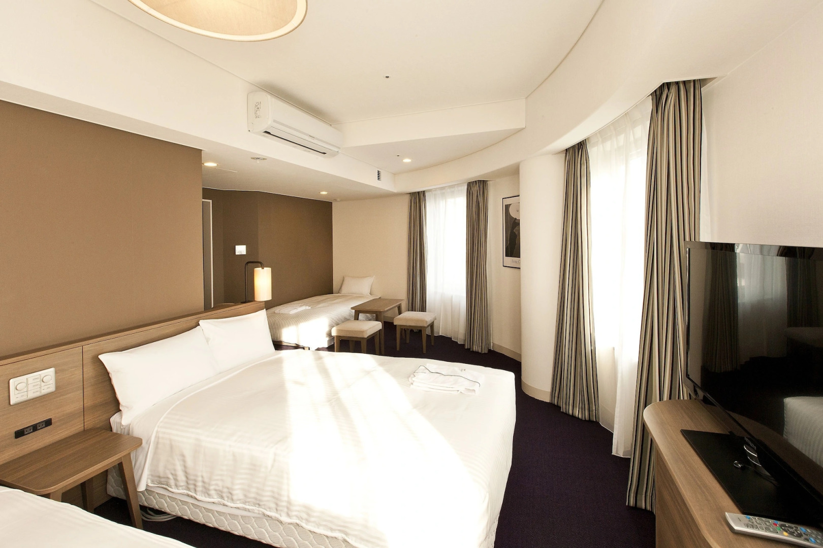 Отель Sotetsu Fresa Inn Tokyo Toyocho