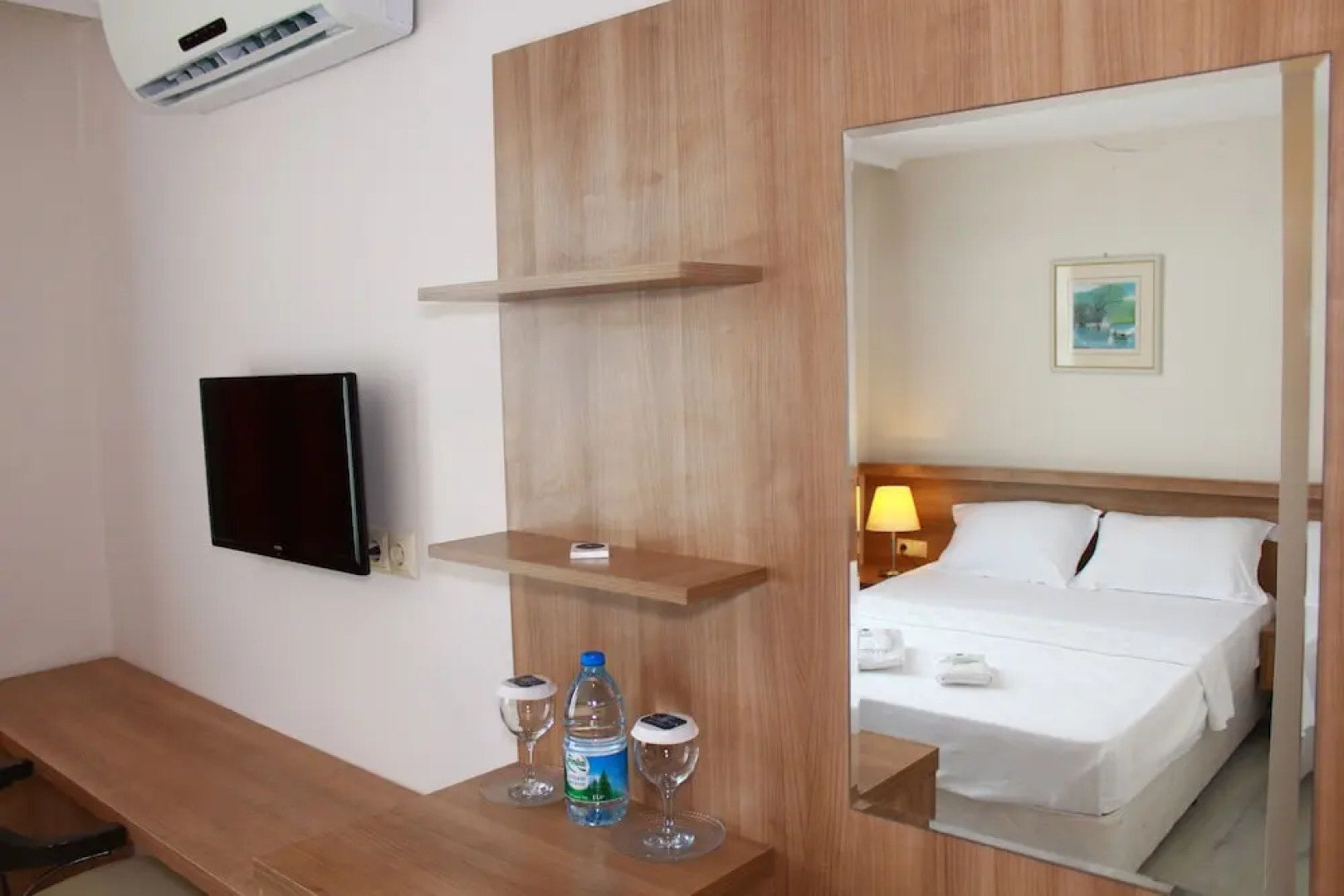 Sinopsis Resort Otel