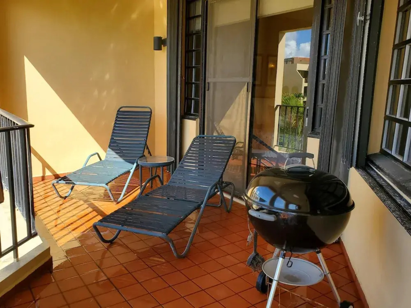 Amazing View Condo in Crescent Beach Cb210