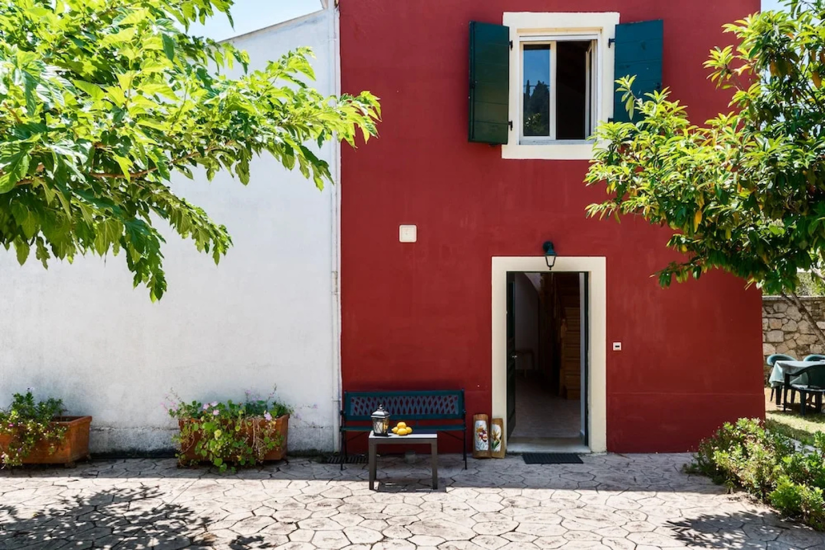 Traditional Rustic Maisonette By Konnect