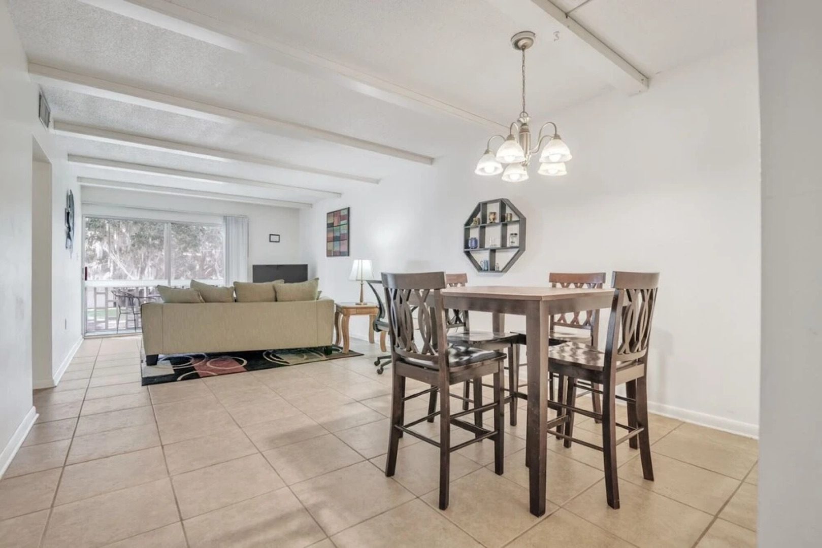 Charming 1br Apt In Eustis! 1 Bedroom Apts by RedAwning