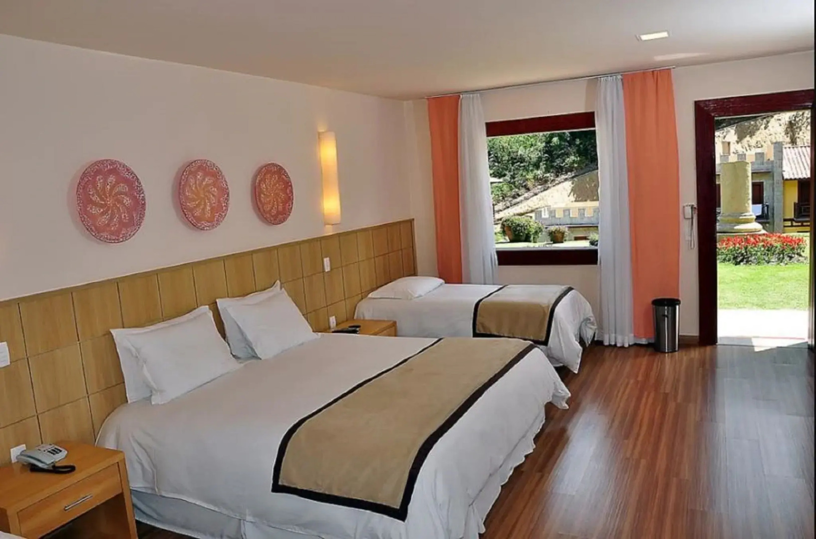 Hotel Village Le Canton