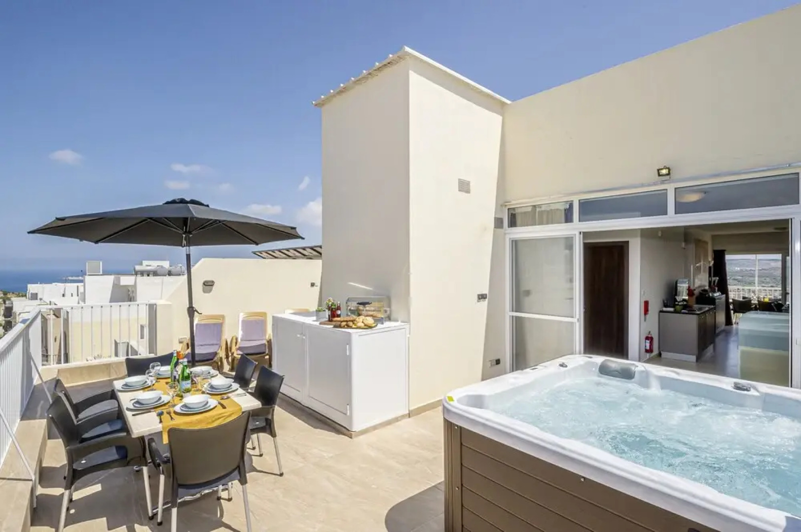 Summer Breeze Penthouse