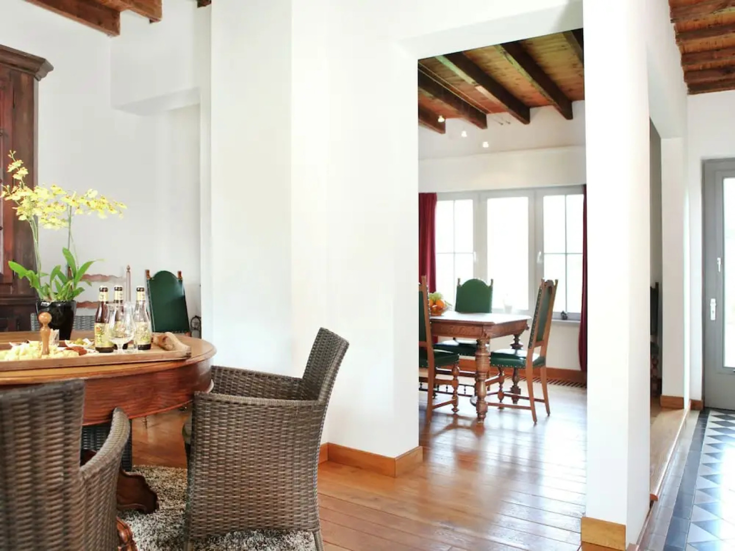 Luxurious Holiday Home in Wingene With Forest Near