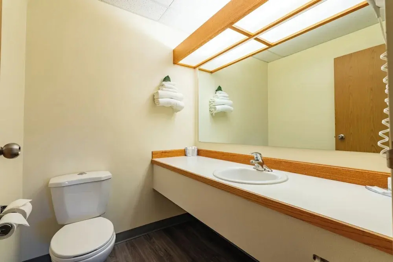 Woodland Inn Meadow Lake