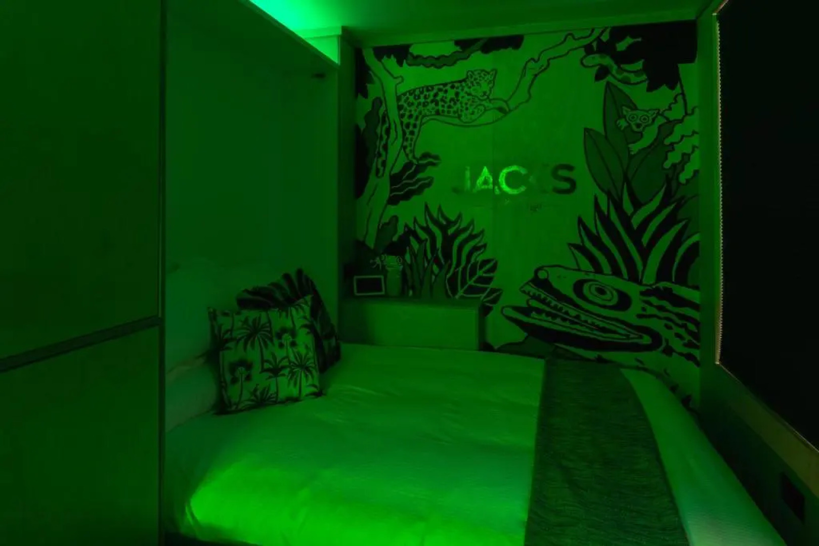 The Jungle - Unique Cabin in Millport