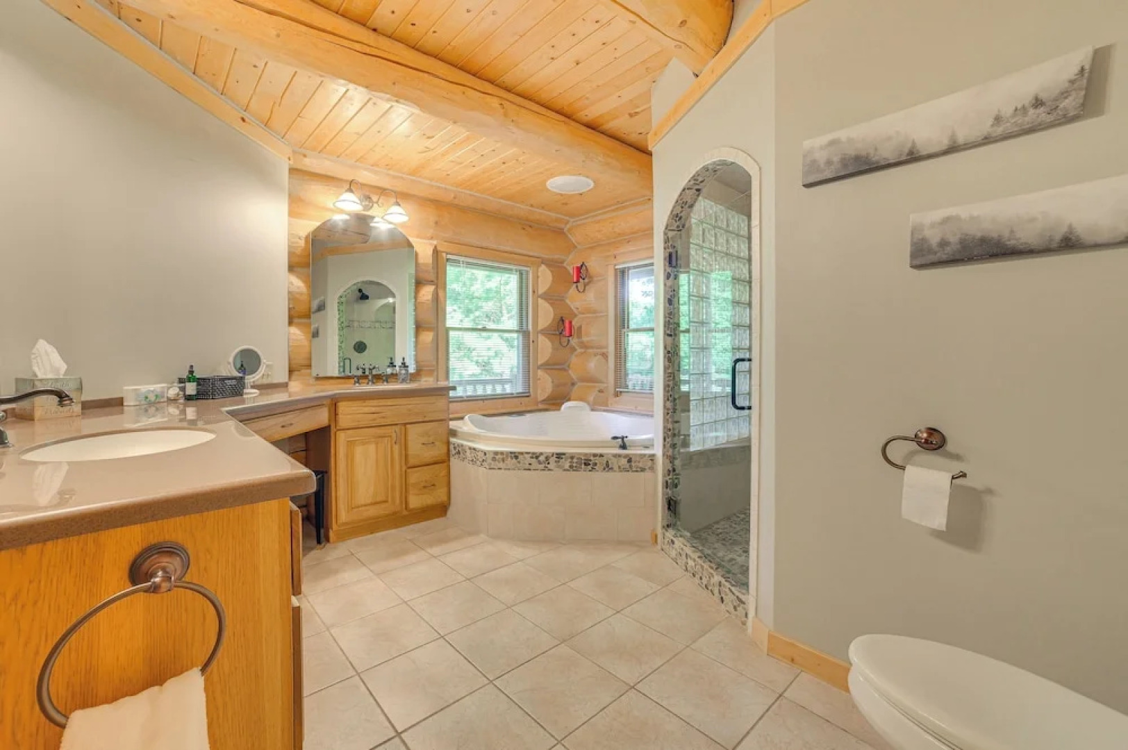 14 Mi to Slopes: Lodge on 104 Acres in Boyne City