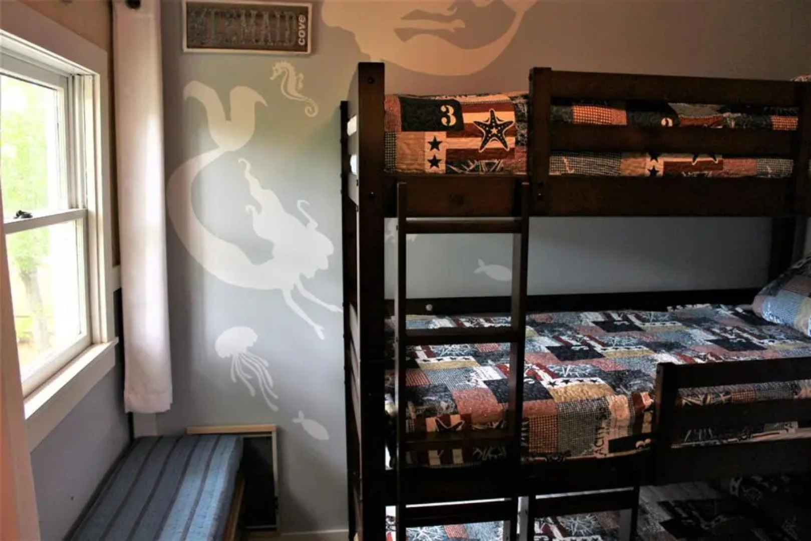 Blue Heaven by Oak Island Accommodations