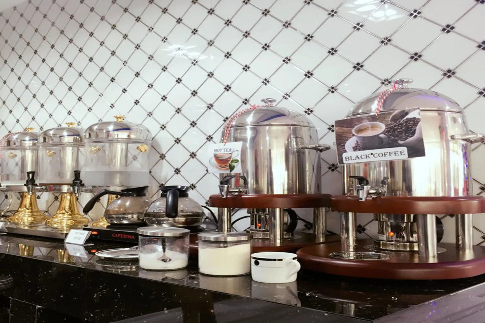 Top High Airport Link Hotel