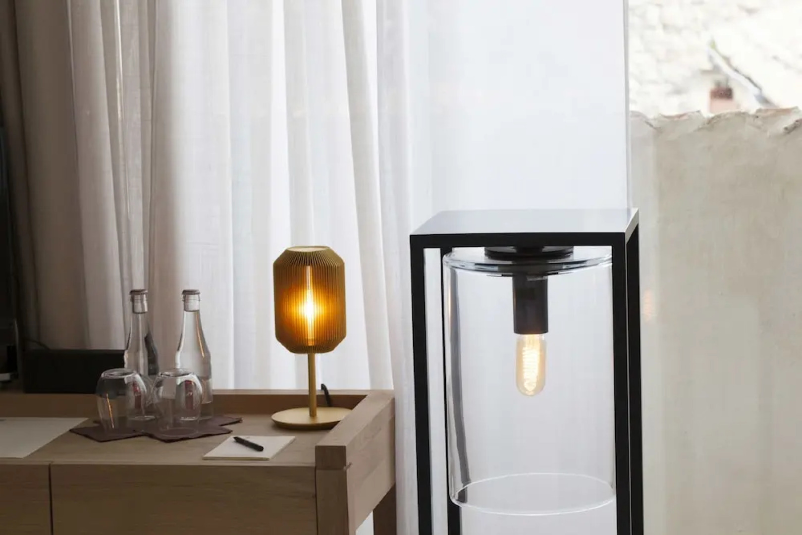 Hôtel de la Villeon - Hôtel 4**** - Bar - Jardins avec vues sur les vignobles - 50mns au sud de Lyon, en Ardèche