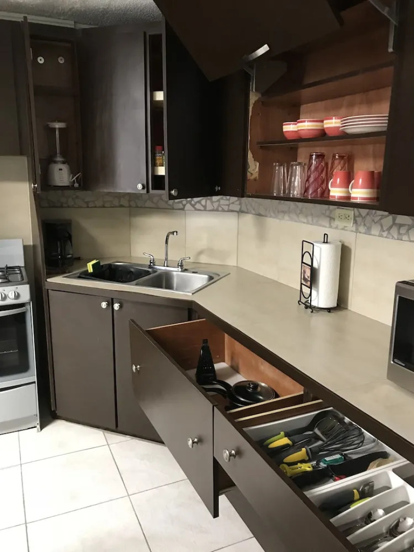 Oversize Studio close to the Beach/Airport