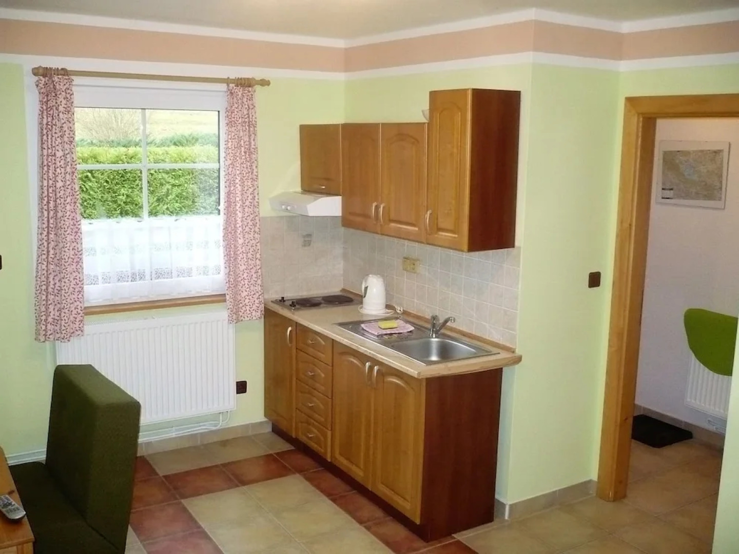 Comfortable apartment with private terrace, 150 m from the beach and the lake Lipno