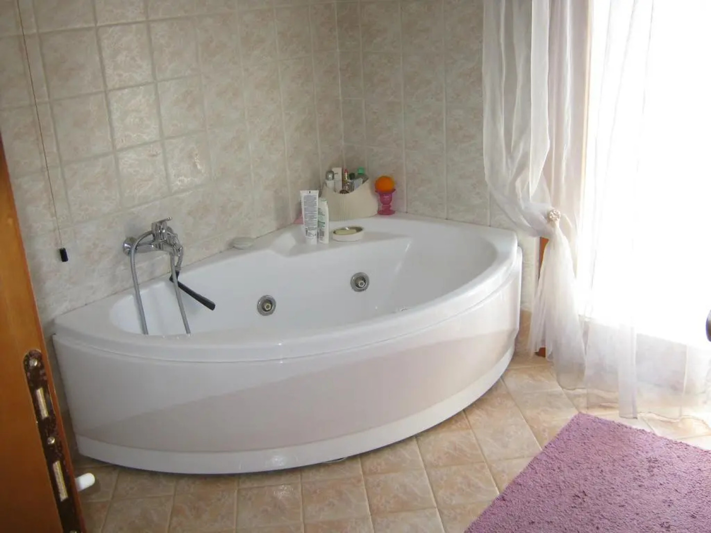 Al Mare Vicino Al Paese Vecchio