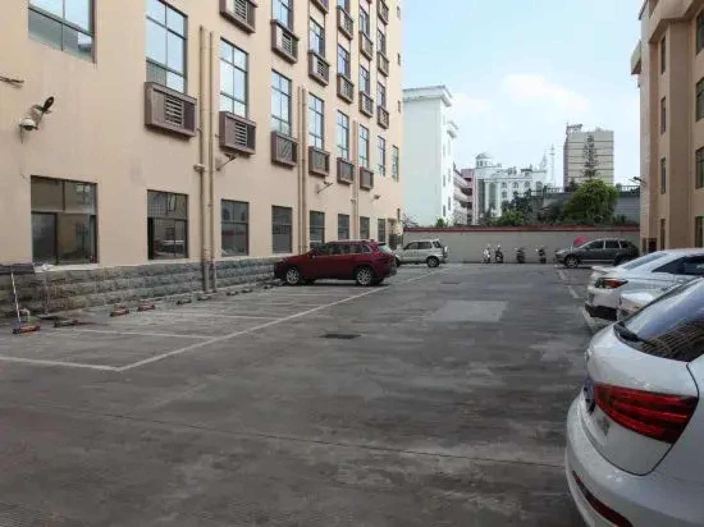 Baimei Zhubao Hot Spring Hotel