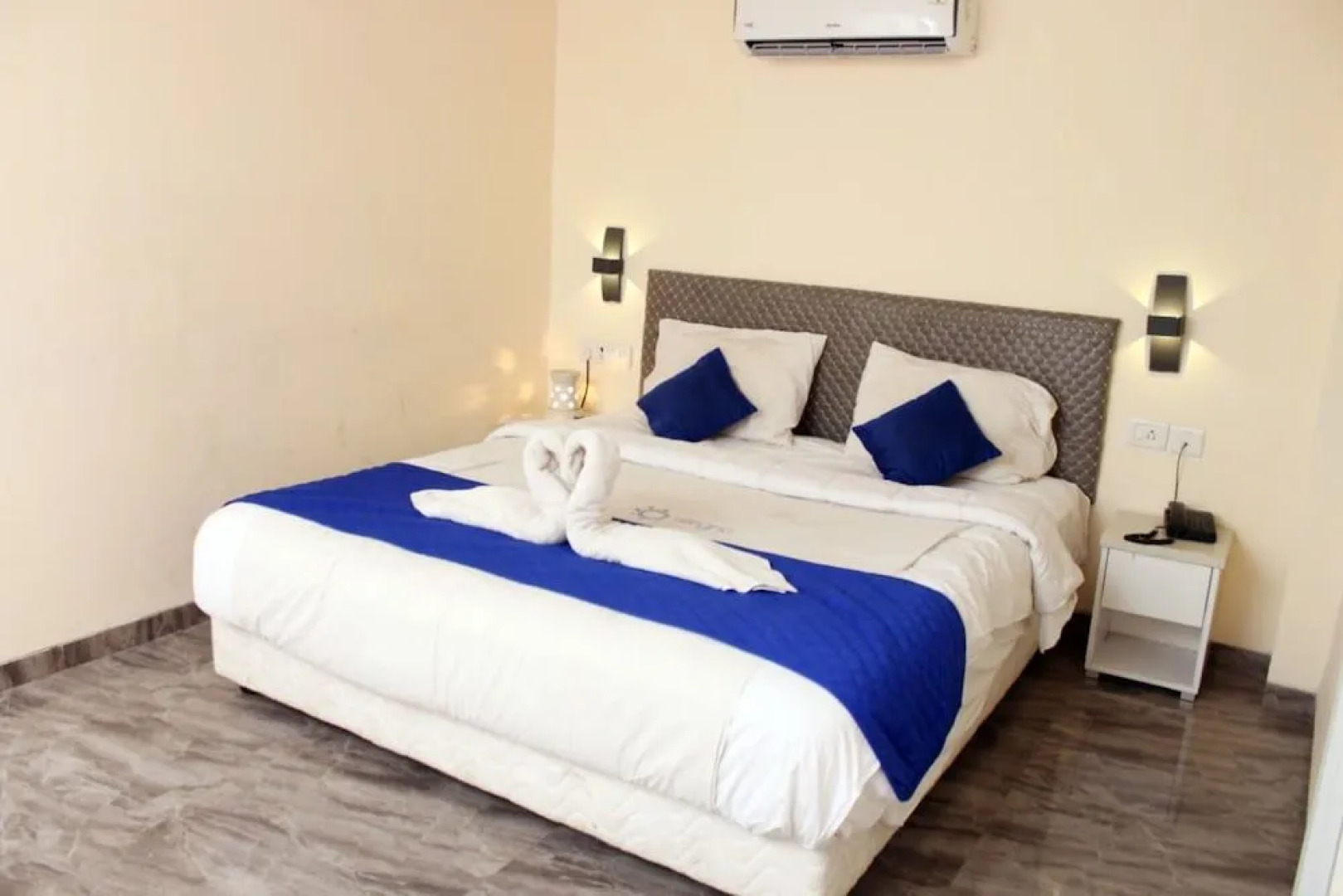 Alegria Whitehouse Mambakkam