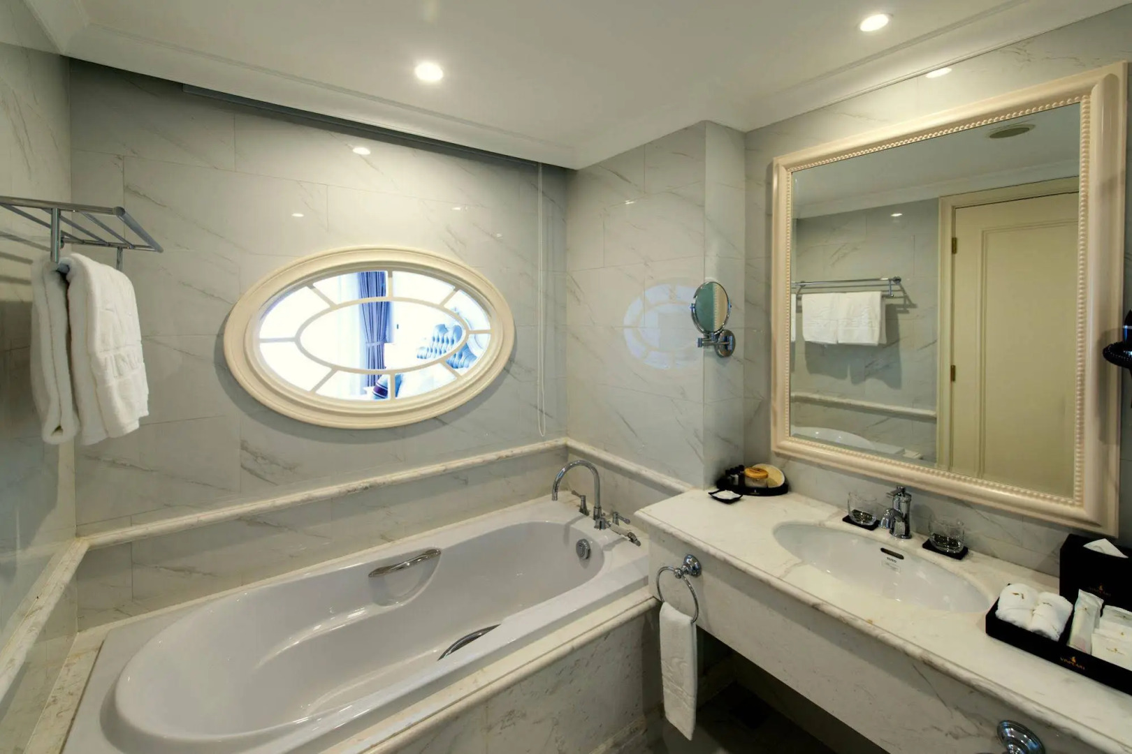 Vinpearl Golf Land Resort & Villas