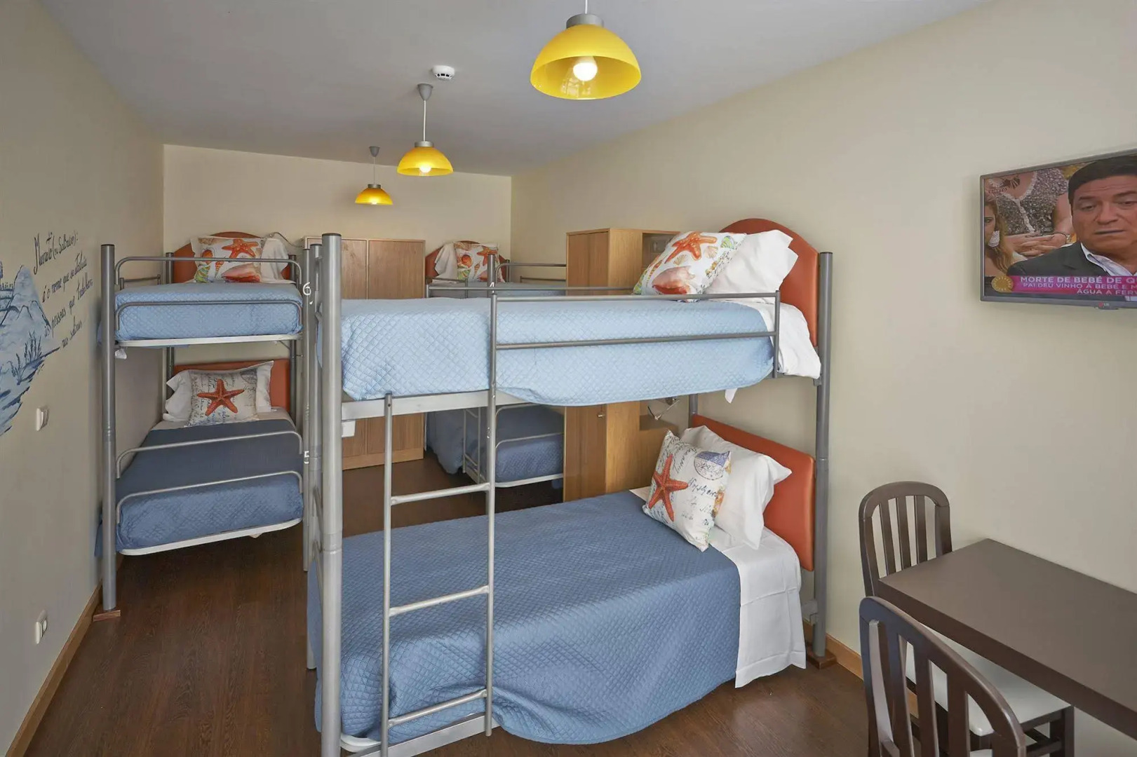 Welcome In - Suites & Hostel