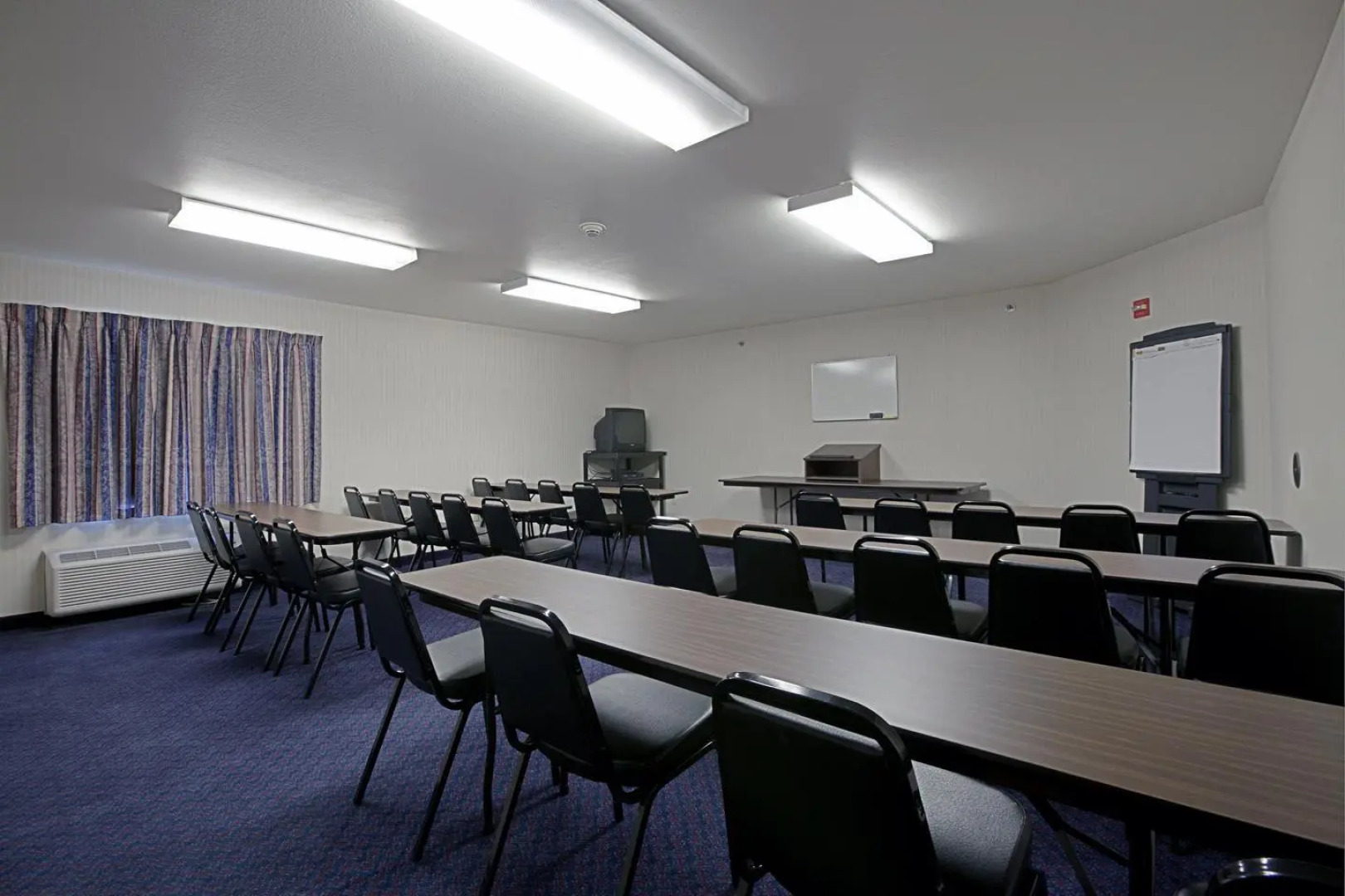 Americas Best Value Inn & Suites Racine