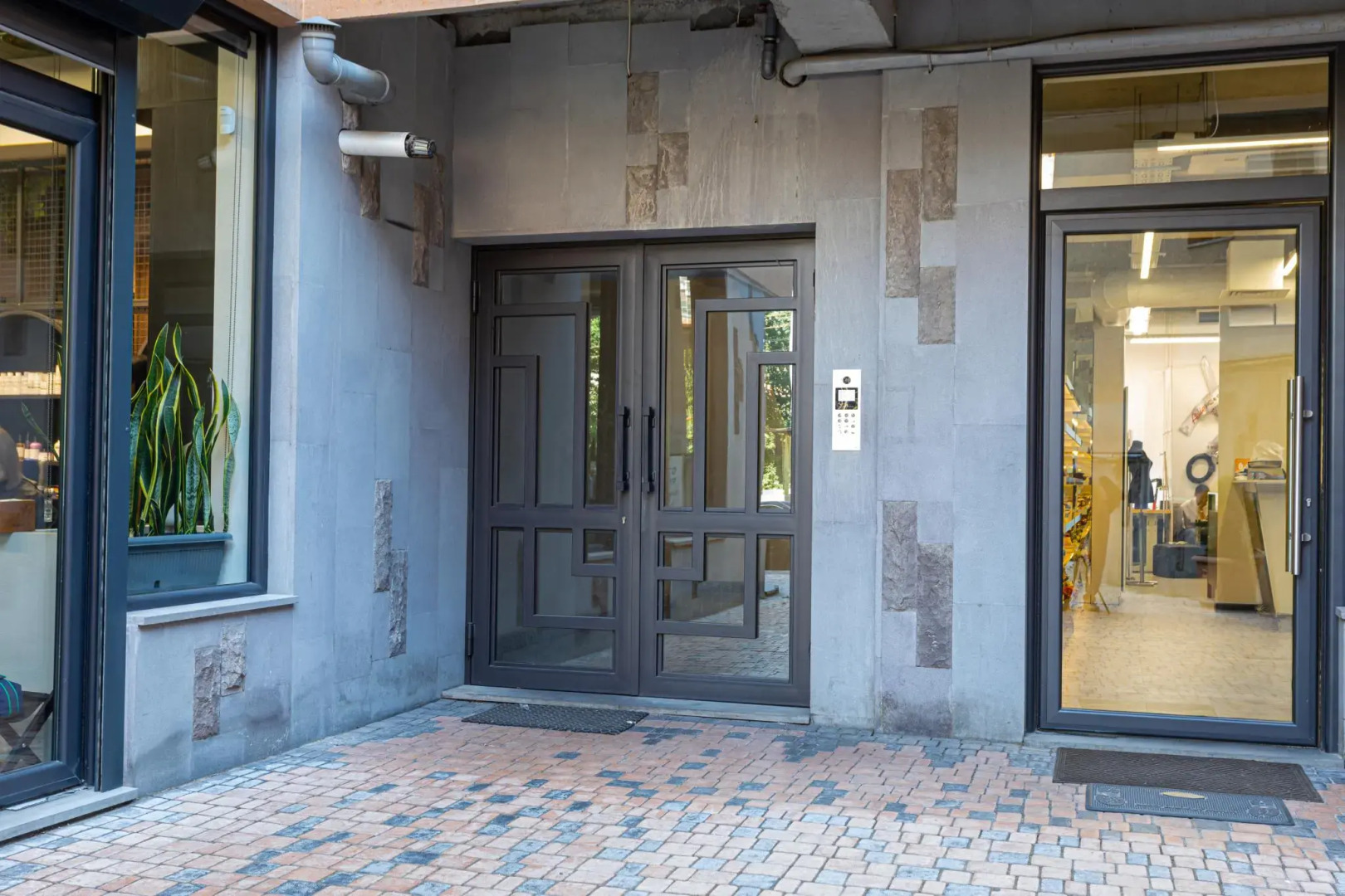 Stay Inn (Стей Инн) на улице  Мартироса Сарьяна 26/3