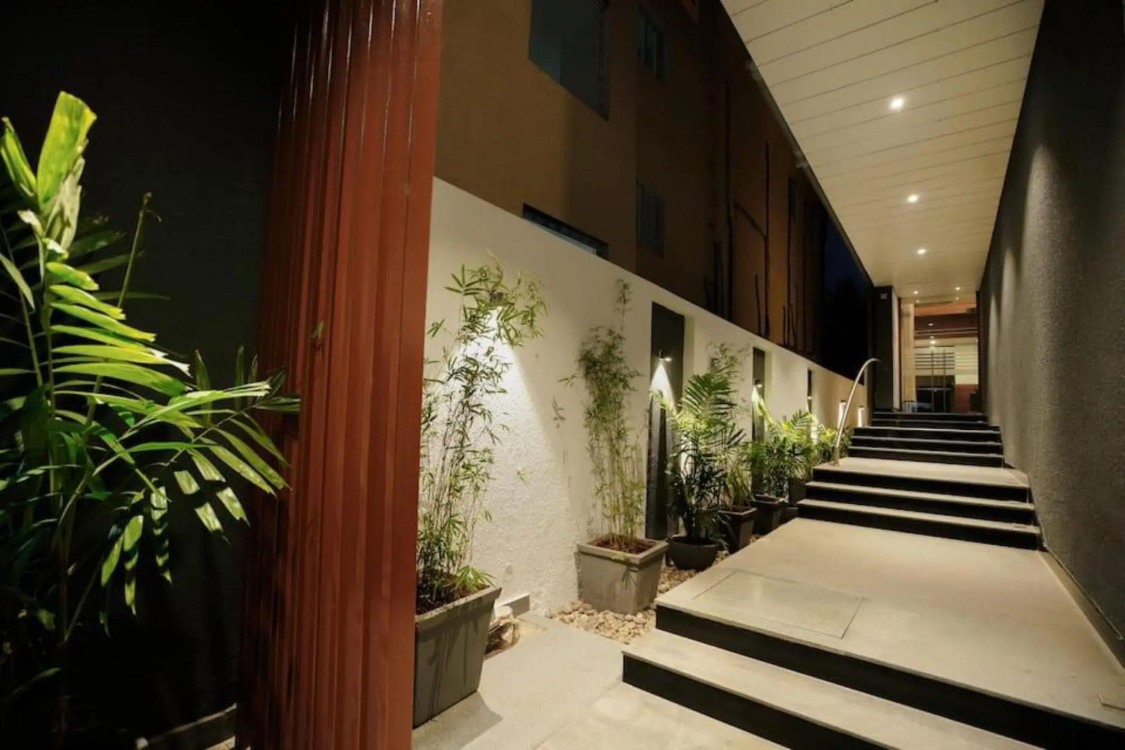 The Pommels Business Hotel