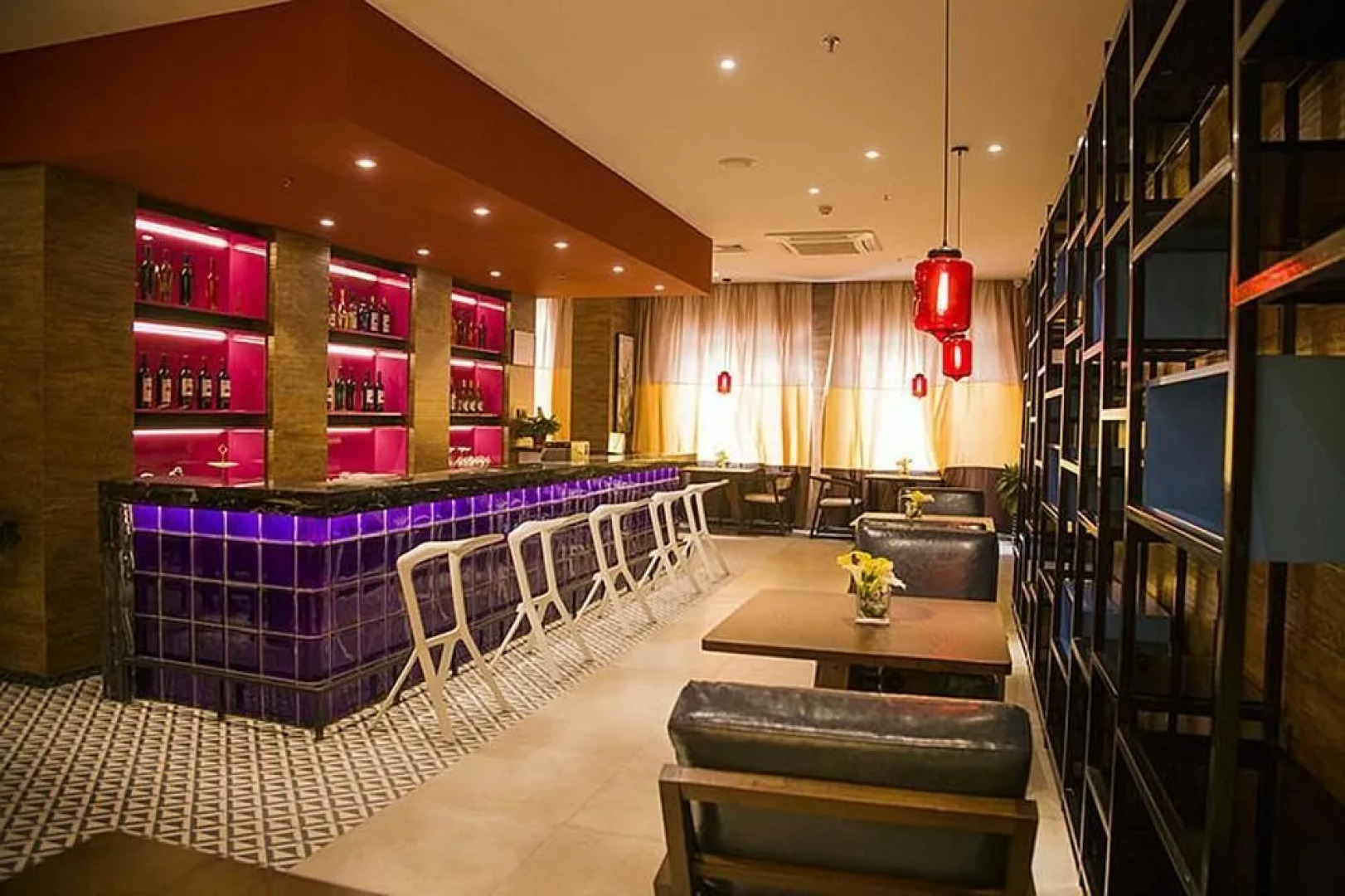 Raingo City Hotel (Zhengzhou Guomao 360 Guanhutun Metro Station)