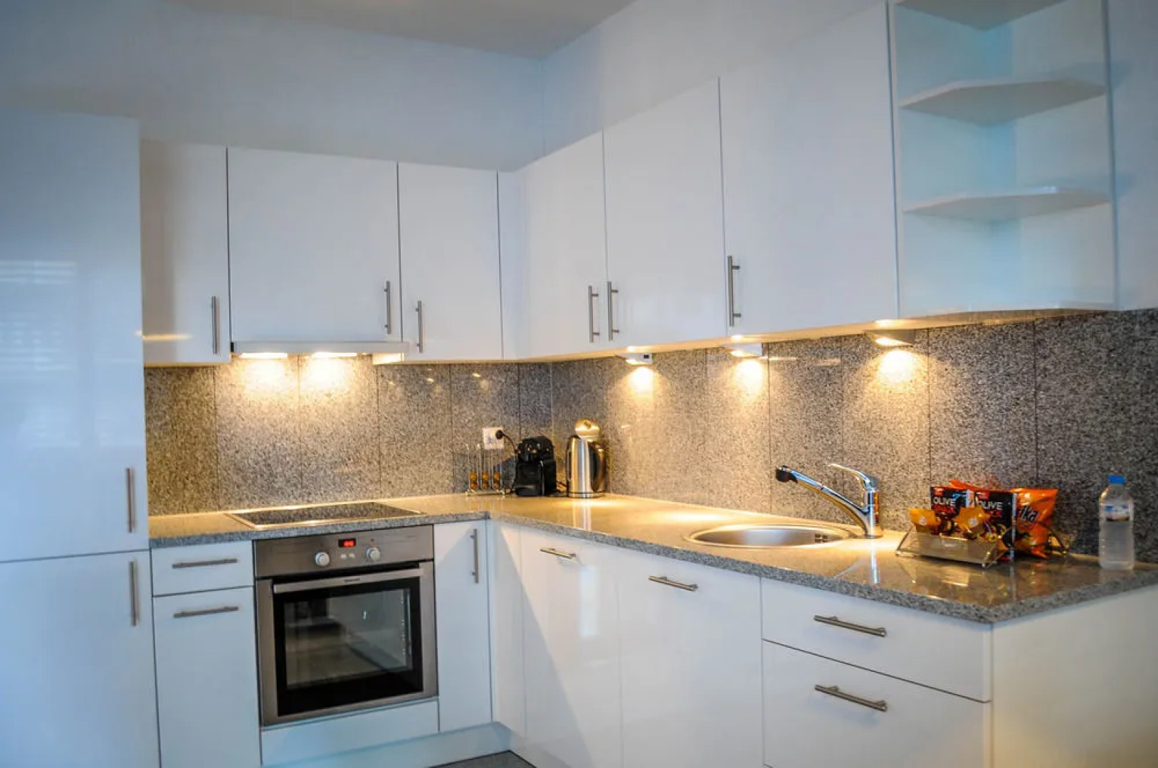 AIRSTAY Exclusive Apartments Hotel