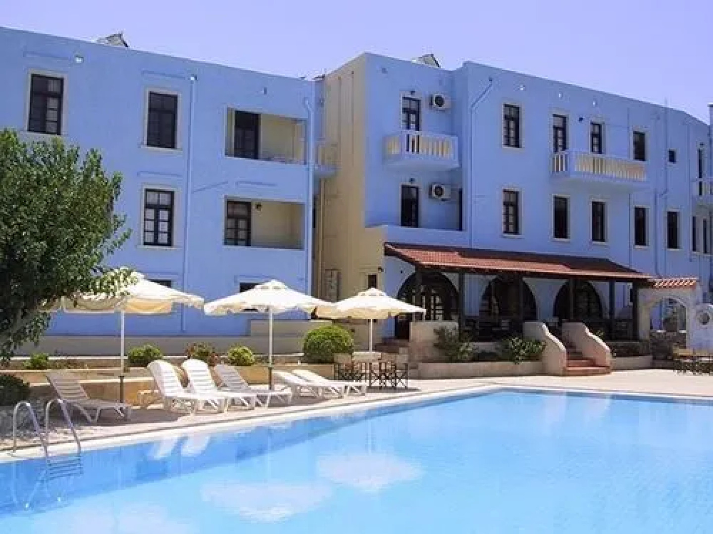 Giorgi's Blue Apartments