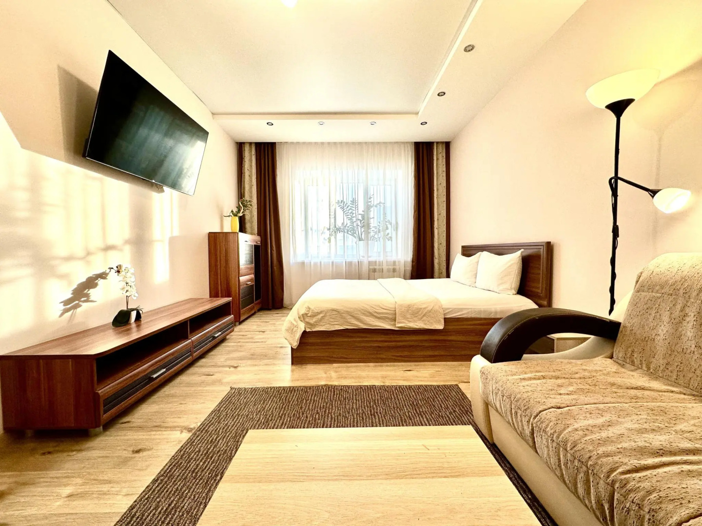 Фреш рум на улице Грибоедова, д 5, к.1