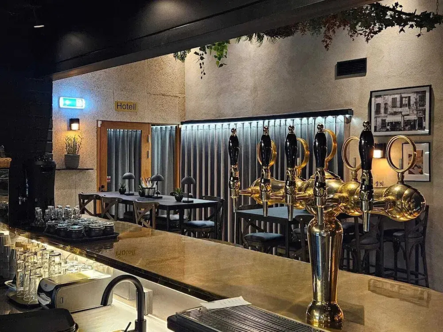 Kallhällsbaden Vandrarhem - Hostel