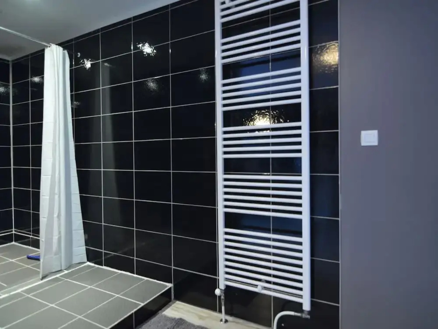 Lovely Holiday Home in Osmanville With Terrace