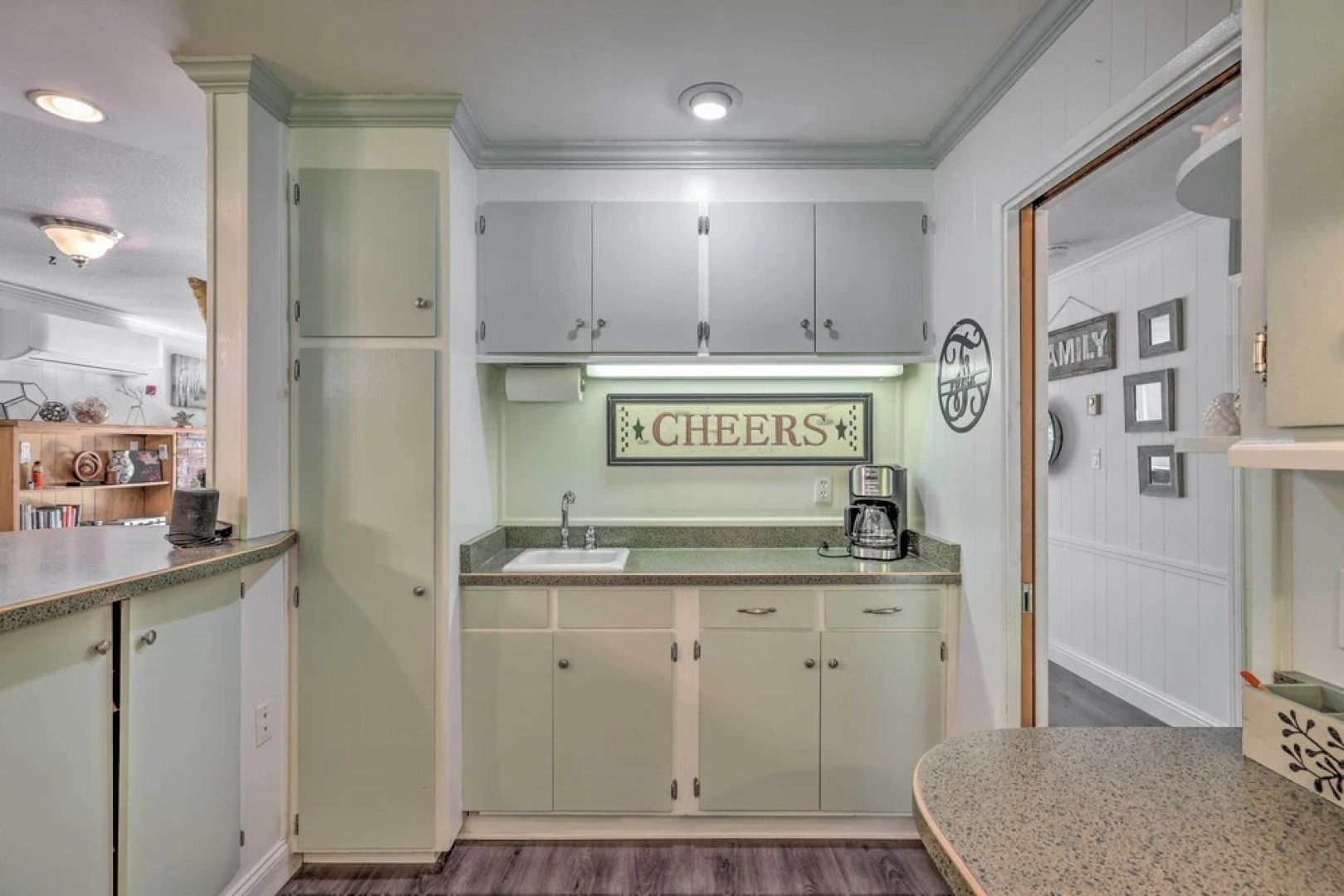 Furnished Deck & Nat'l Forest Views: Arnold Cabin