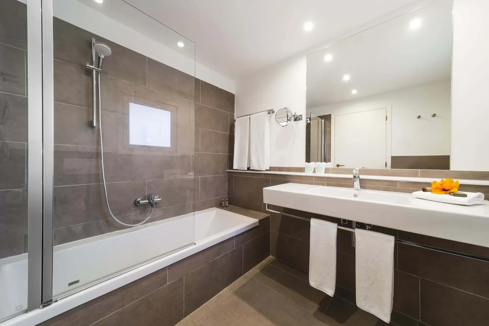 OCEANO Health Spa Hotel