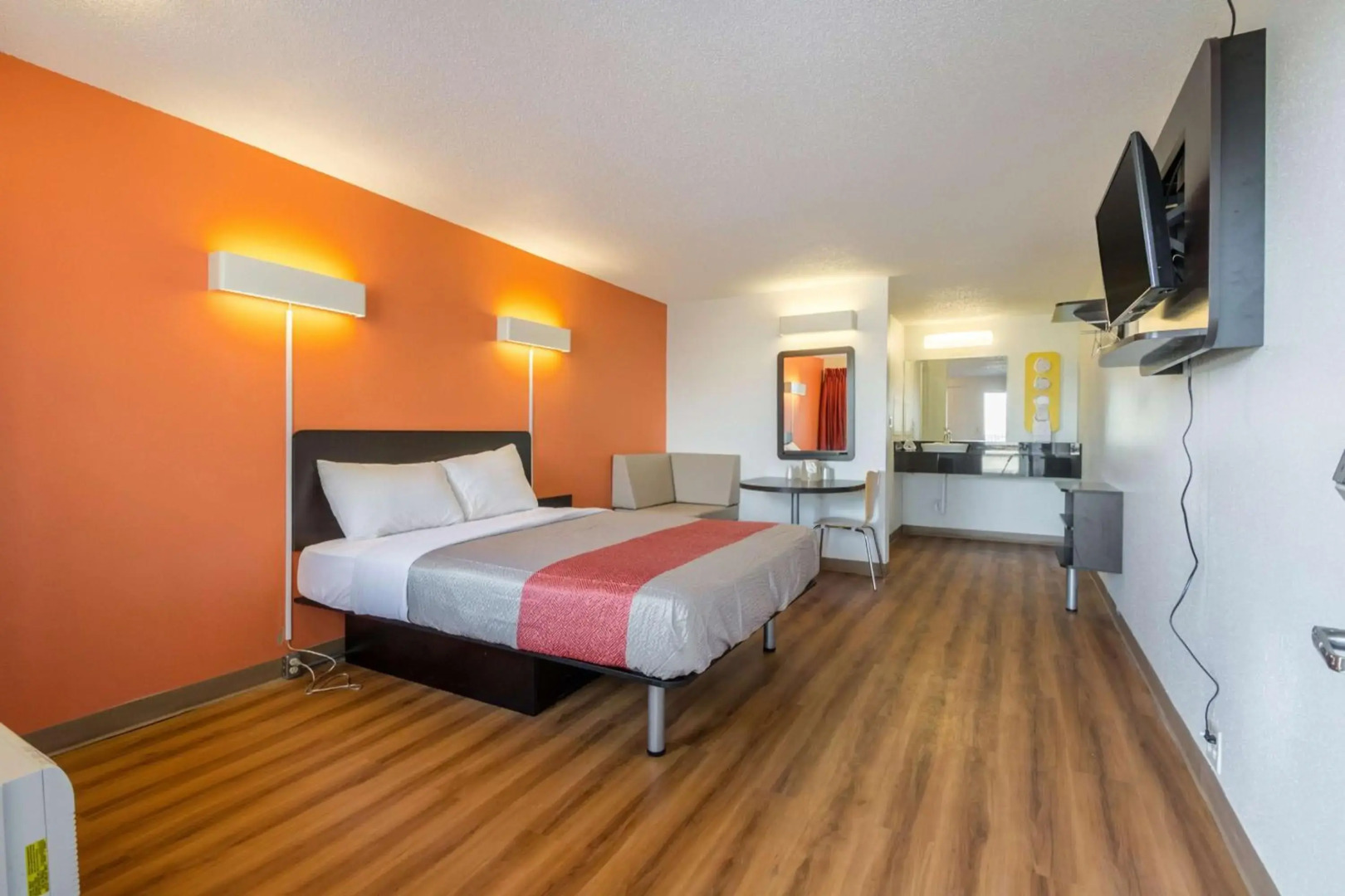 Motel 6 Indianapolis, IN – South