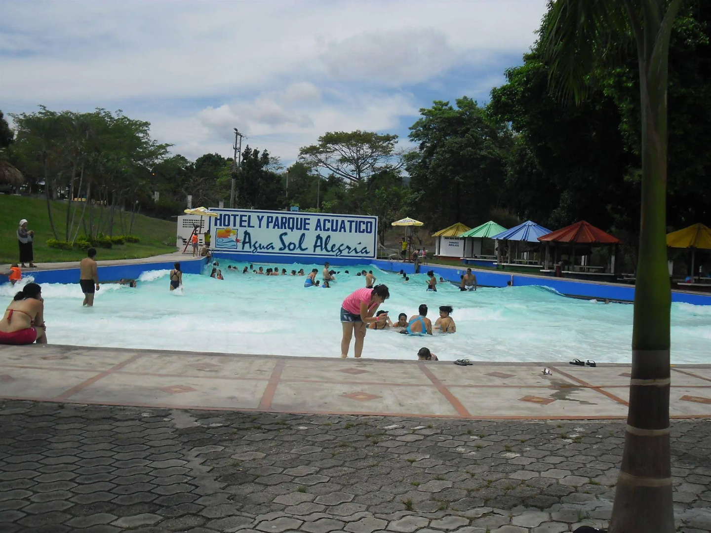Hotel y Parque Acuatico Agua Sol Alegría